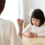 学ばない親に育てられた